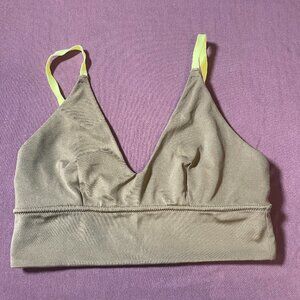 Aerie Long Line Sports Bra Lime/Hunter Green Adjustable Straps - Medium - NWOT